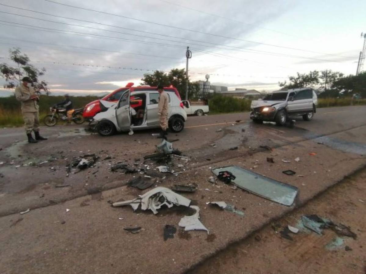 Conmoción por la muerte de dos jóvenes en aparatoso accidente en Olancho