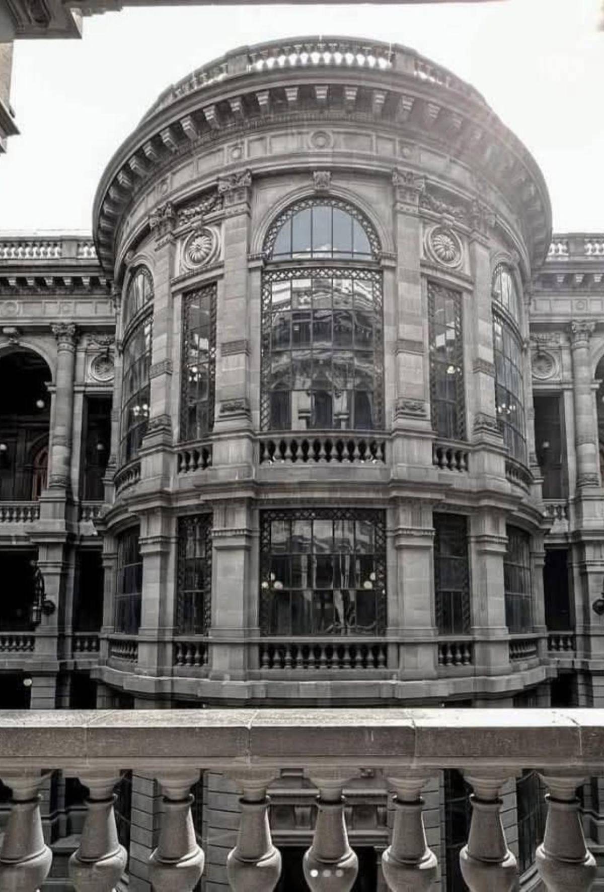 Renuncia funcionario tras celebrar su boda en Museo Nacional de Arte de México