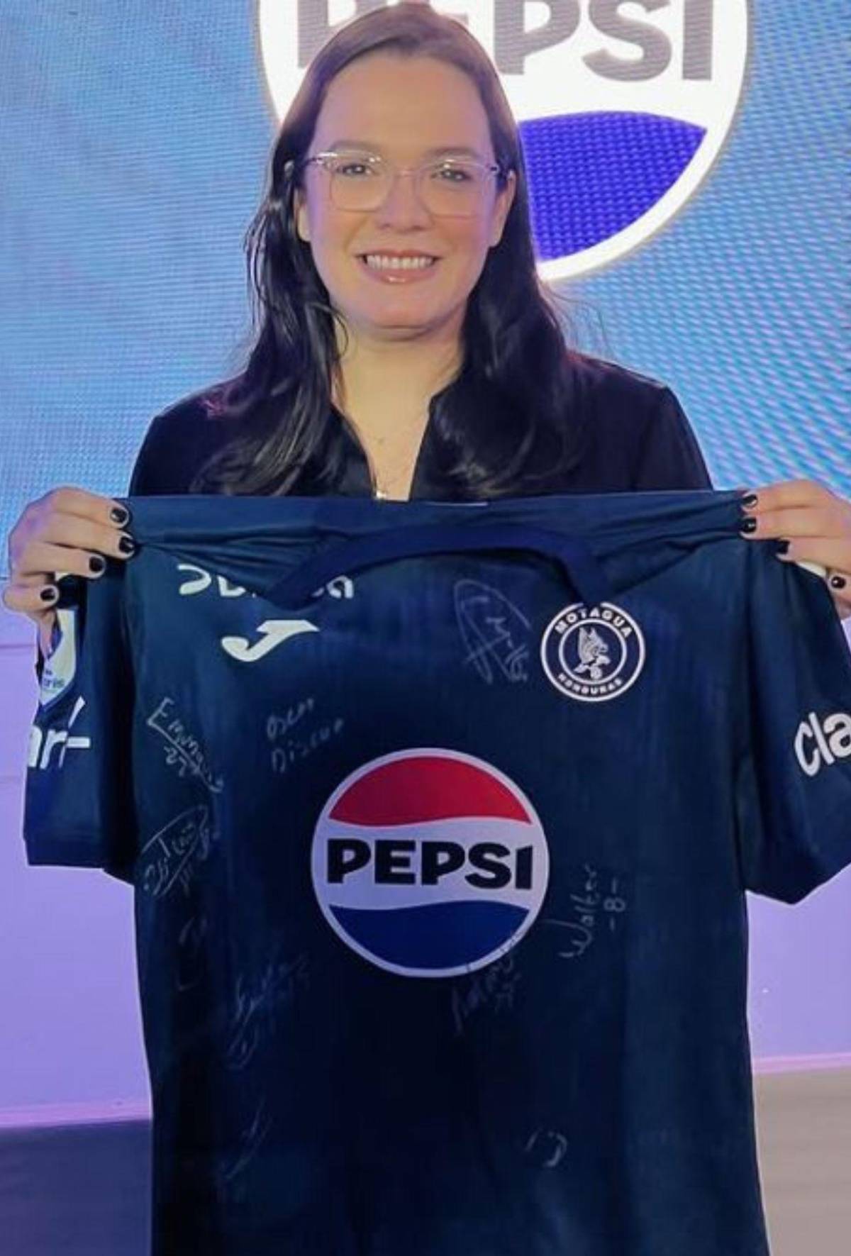 Personalidades y políticos en Honduras que son Olimpia y Motagua