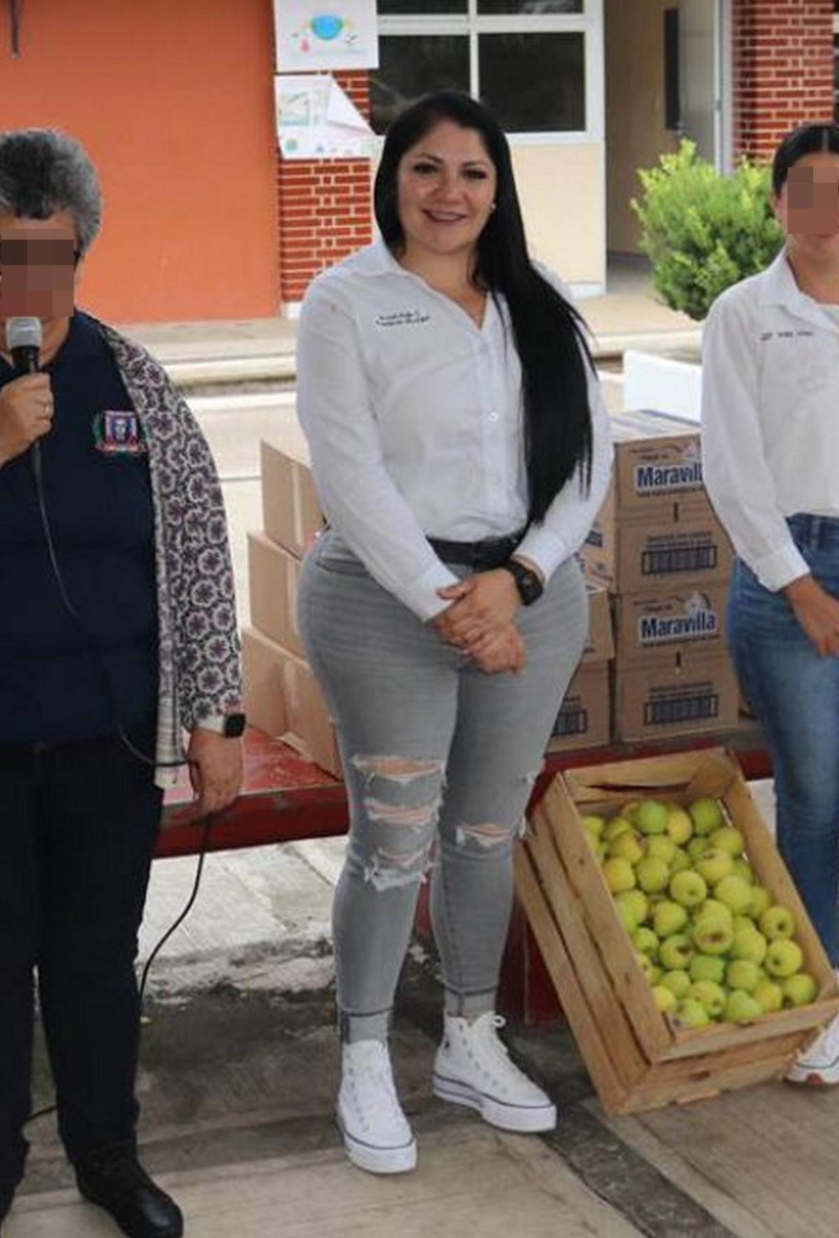 Anavel Ávila Castrejón, alcaldesa de Coalcomán, señalada de “recibir regalitos” de ‘El Mencho’