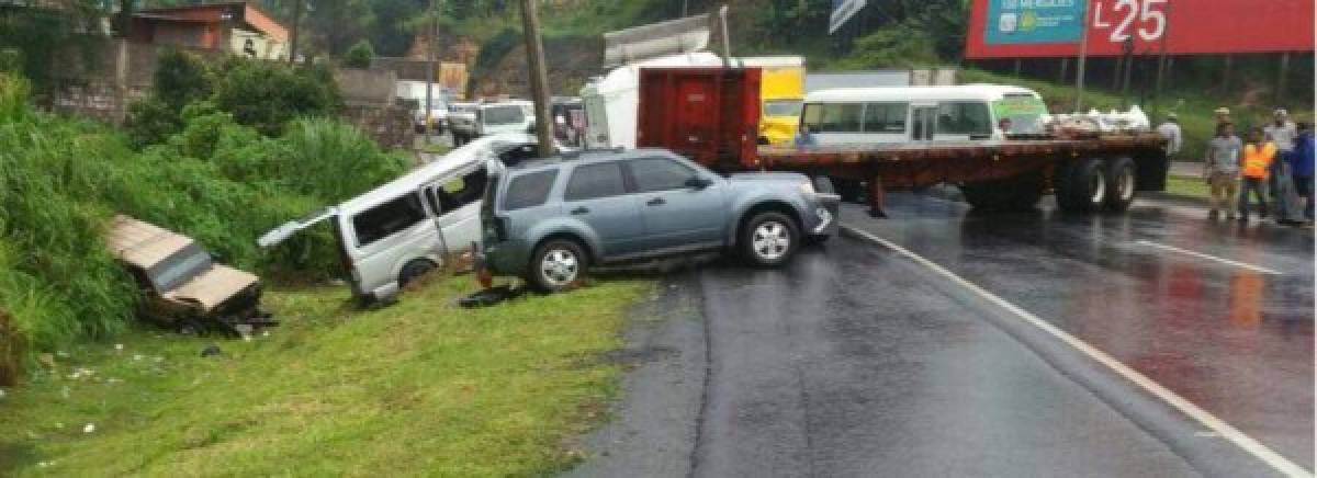 Al menos 17 heridos deja accidente en El Durazno, salida al norte de Honduras