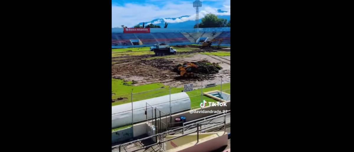 Así van los avances en el estadio Ceibeño con el cambio de grama híbrida ¿cuándo lo entregan?