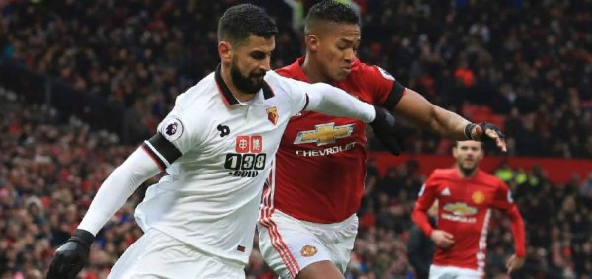 Mánchester United cumple ante Watford en su pelea por puestos europeos