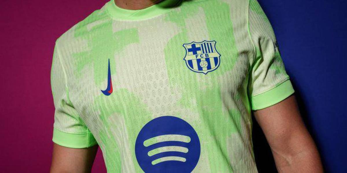 Barcelona presenta su tercera camisa para temporada 2024-25: ¿Qué pasó con el logo de Nike?