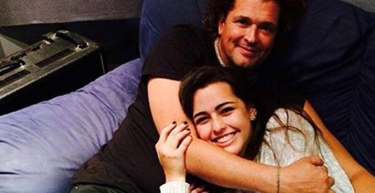 La hija de Carlos Vives enamora con su belleza en las redes sociales