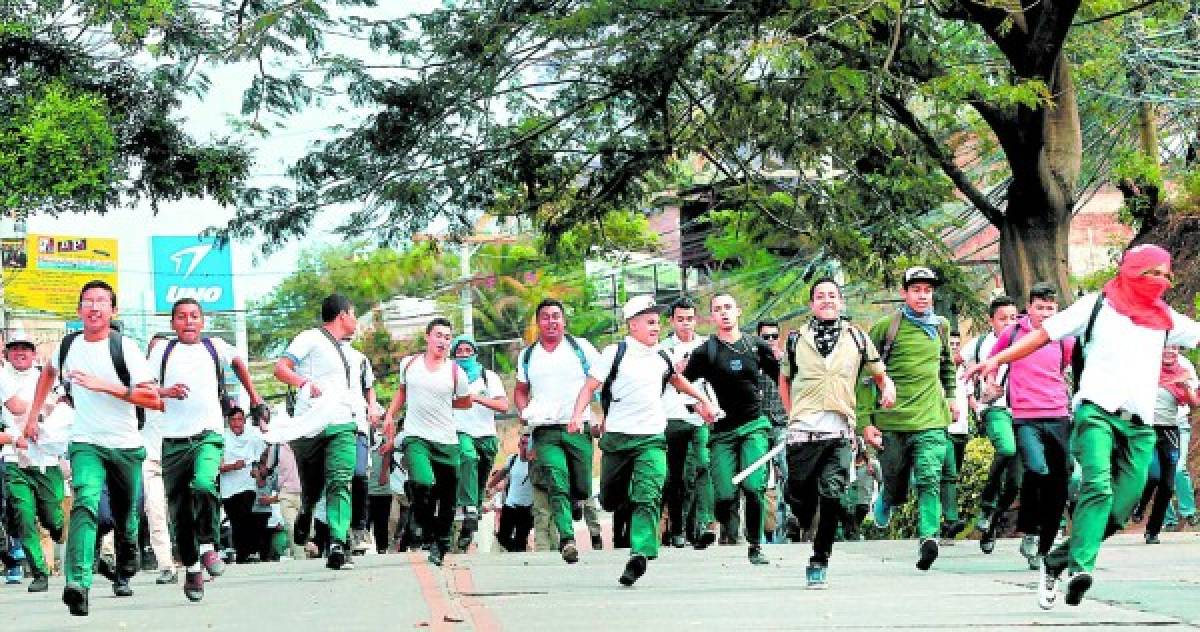 Honduras: Extensión de cinco minutos a cada clase queda suspendida