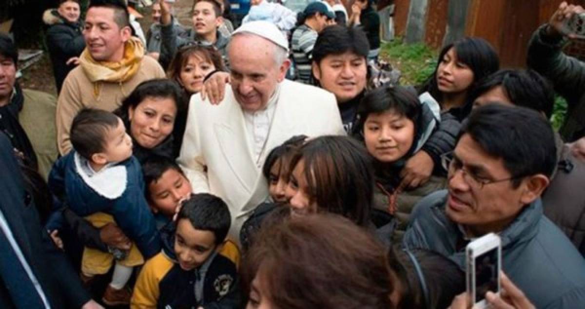 Miles de migrantes orarán con el papa Francisco