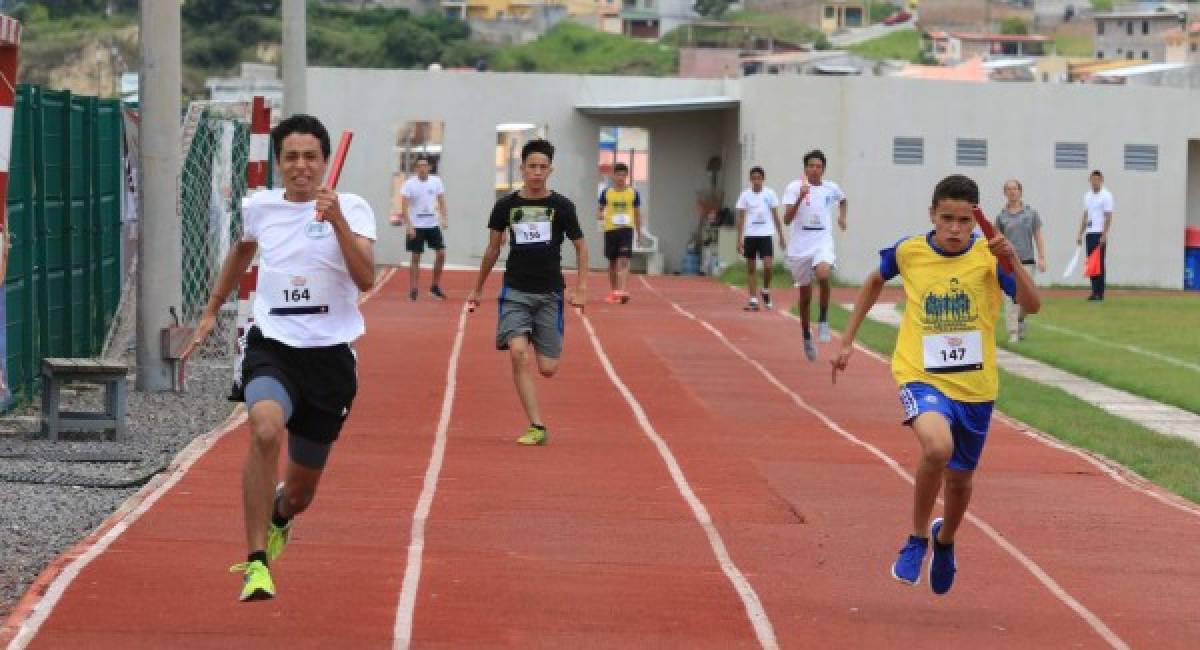 El deporte colegial vibra en Unitec con mil 500 atletas