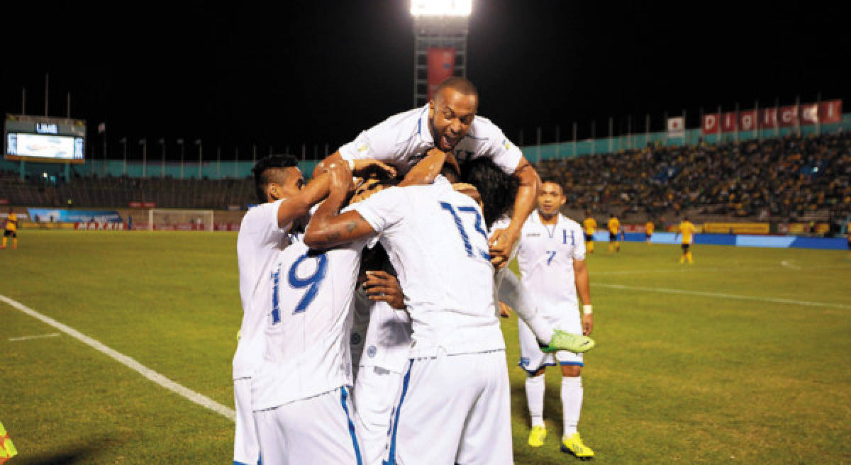 ¡GRACIAS SELECCIÓN! ¡HONDURAS ESTÁ EN BRASIL!