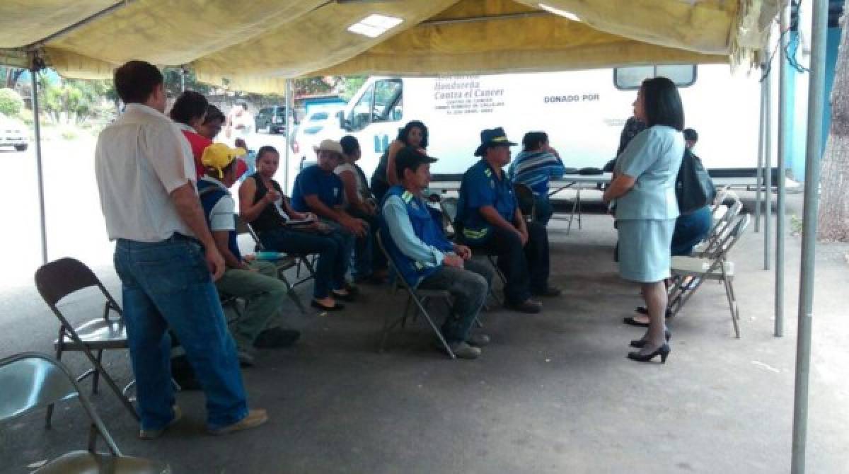 Empleados de Alcaldía organizan Feria de la Salud  