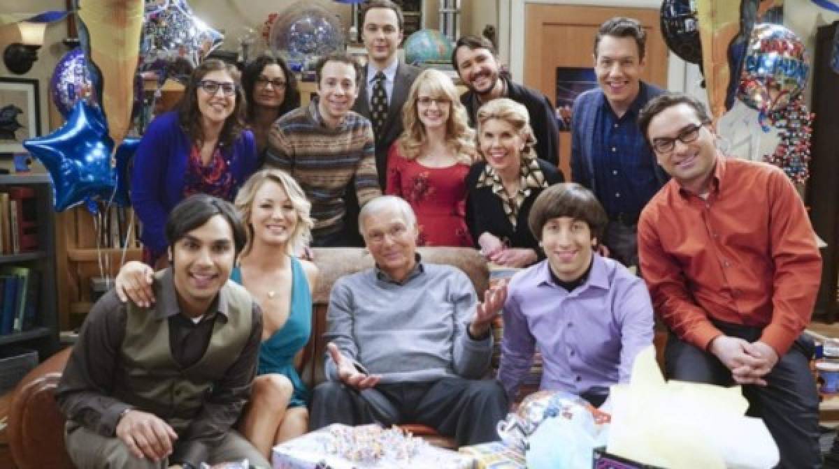 Filtran foto íntima de Penny, actriz de la serie 'The Big Bang Theory'