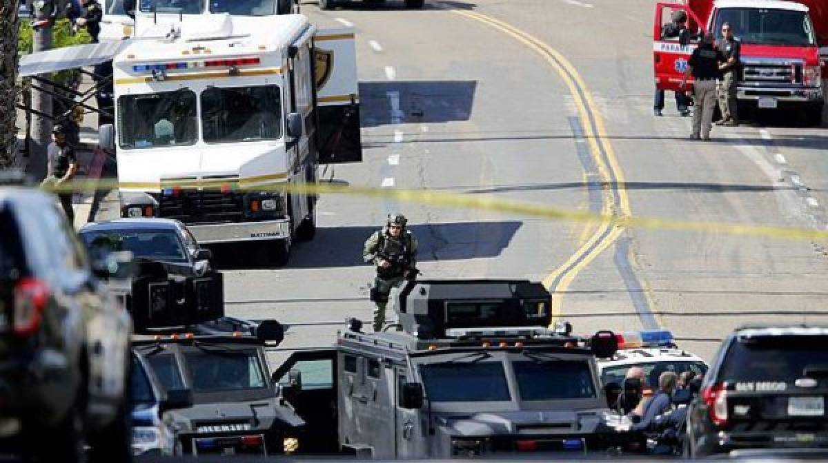 'Atacante activo' en hospital militar de San Diego, EEUU  