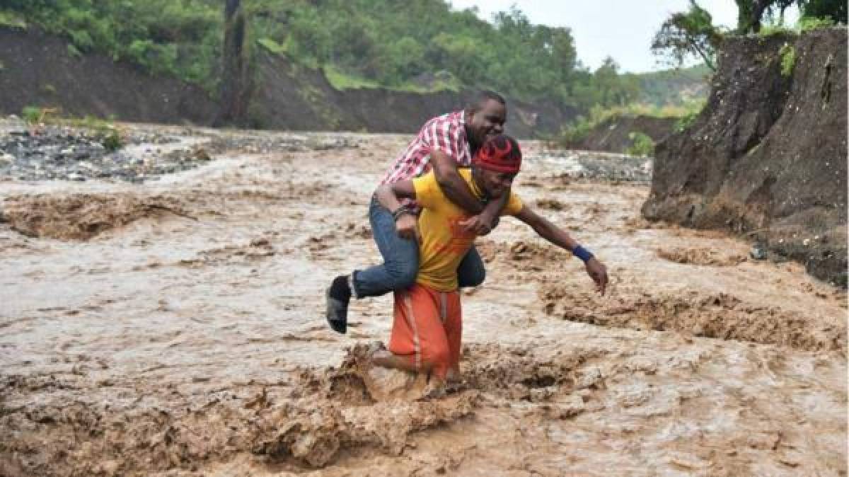 El huracán Matthew dejó 108 muertos en Haití y se aproxima a EEUU