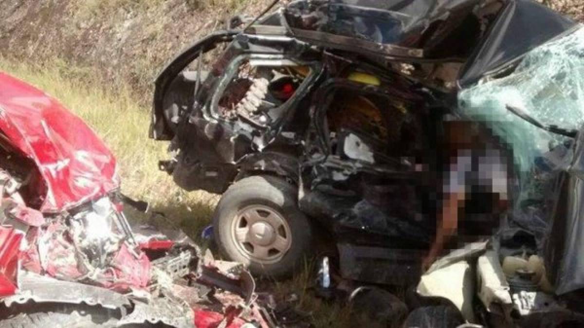 Honduras: Dos personas muertas y seis heridas deja accidente de tránsito