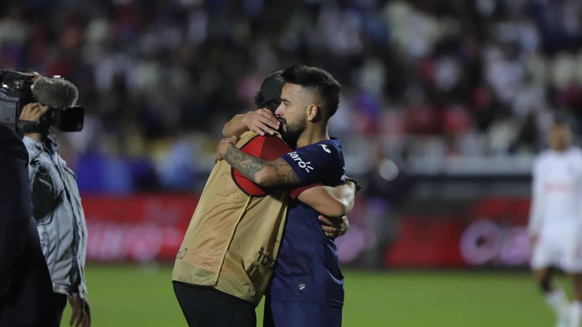 En fotos: Así fue la triste despedida de Pedro Troglio tras perder final ante Motagua