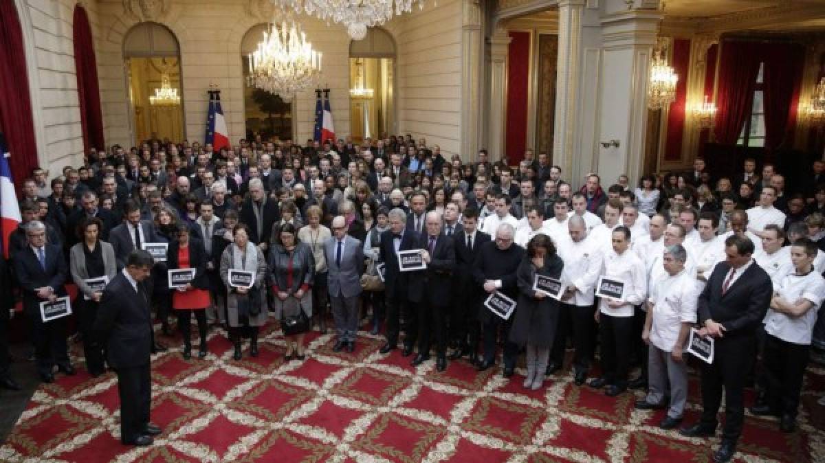 Minuto de silencio en toda Francia en homenaje a víctimas de Charlie Hebdo