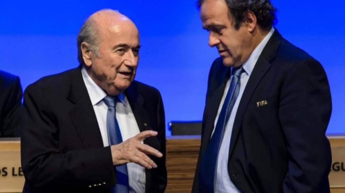 Platini pierde su batalla ante el TAS y dimite como presidente de UEFA