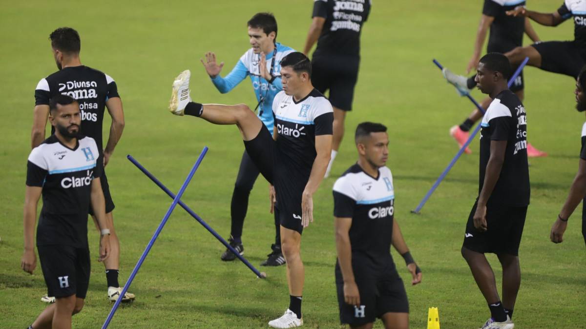 Honduras es ‘espiado’ por México en entreno en el Morazán y las ausencias de la ‘H’