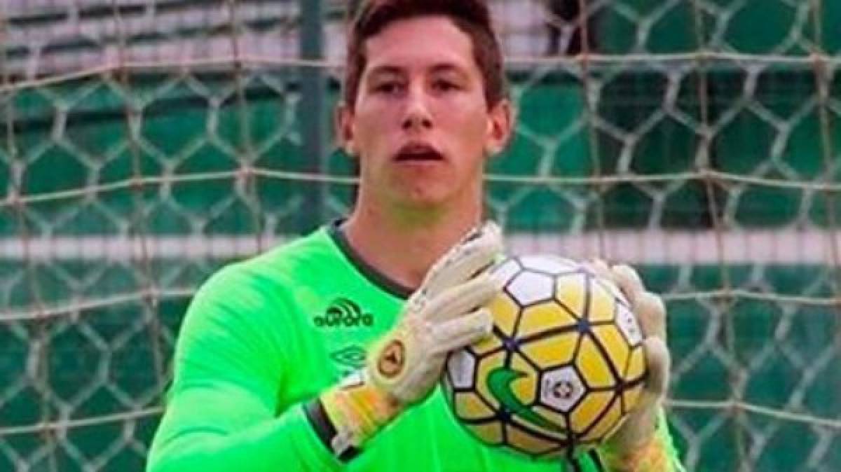 Médicos intervendrán de nuevo la pierna derecha del portero Jackson Follman del Chapecoense