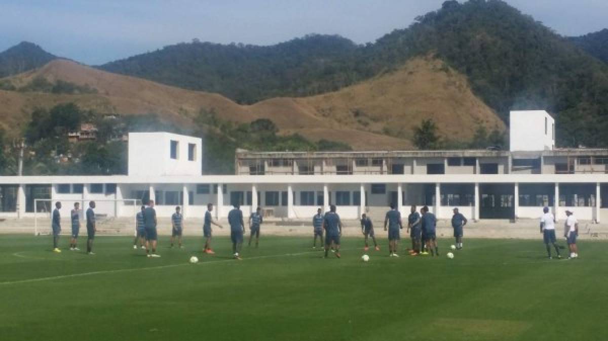 Honduras realiza su último entrenamiento de cara al juego ante Brasil