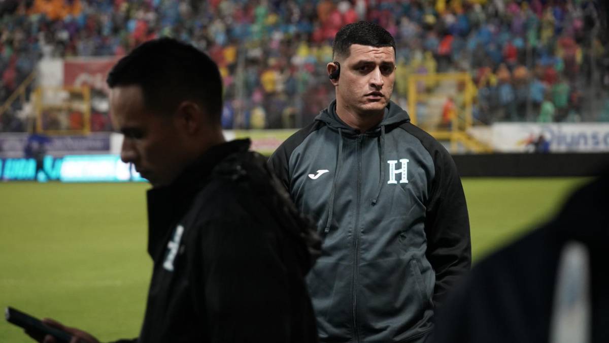 En fotos: Así llegaron las selecciones de Honduras y México al estadio Morazán