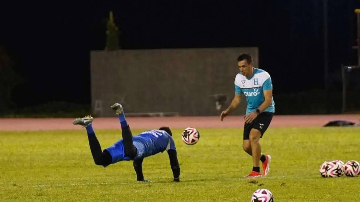 Honduras entrena en Kingston para partido ante Jamaica en Nations League