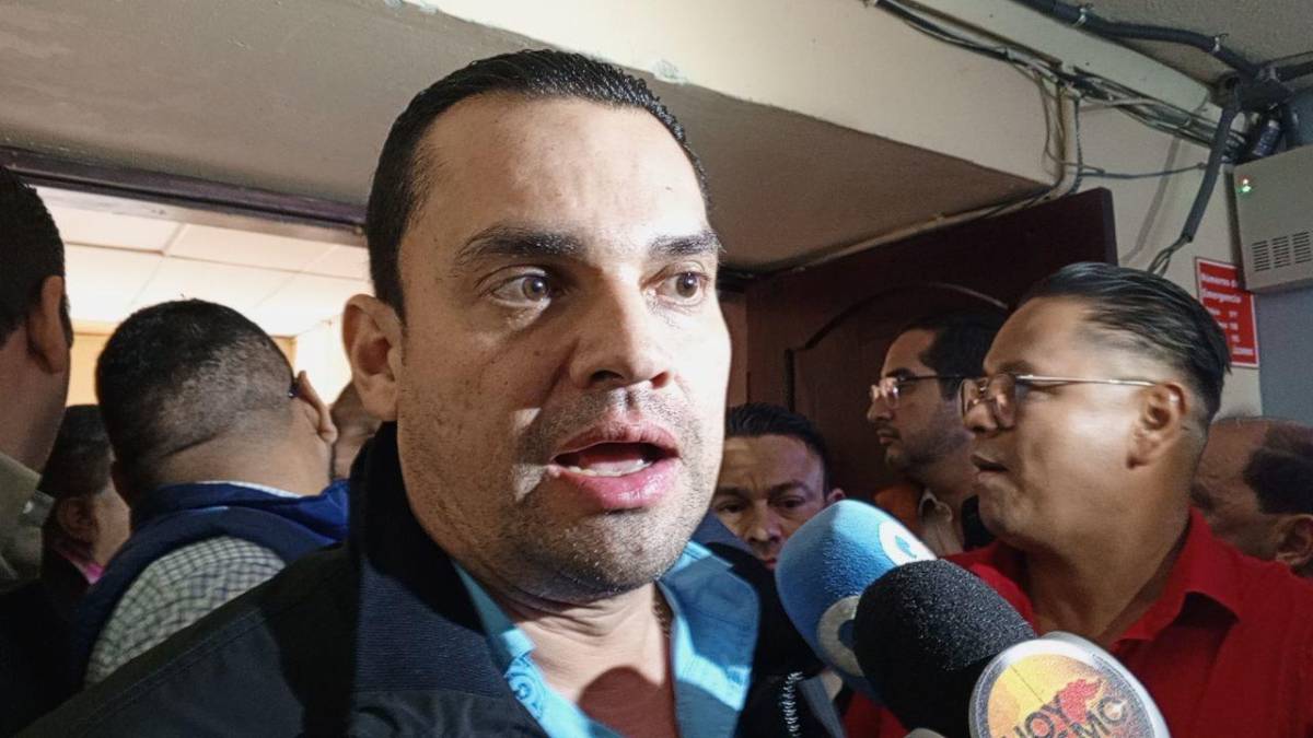 Zambrano: “Son unos dictadores y nos quieren convertir en Nicaragua”