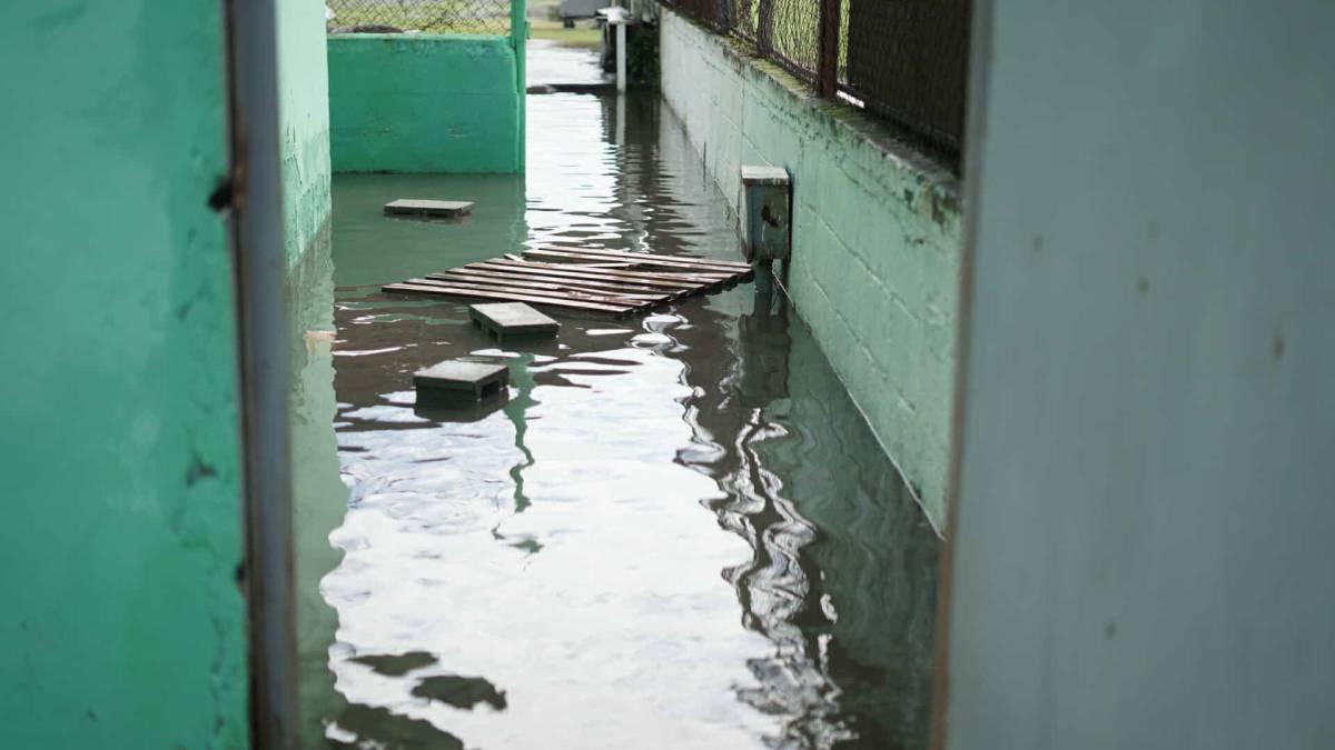 Inundado se encuentra estadio Rubén Deras de Choloma previo a final de Liga de Ascenso