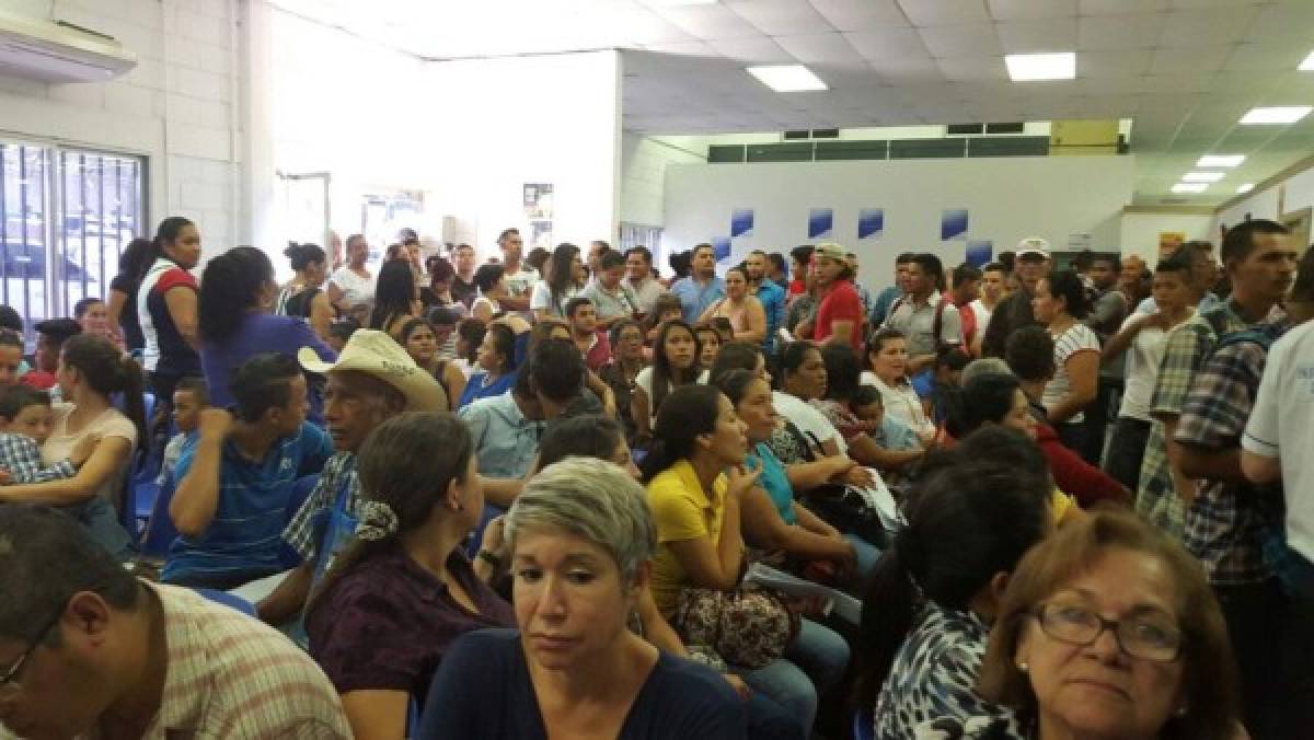 Suspenden emisión de pasaportes en Instituto Nacional de Migración