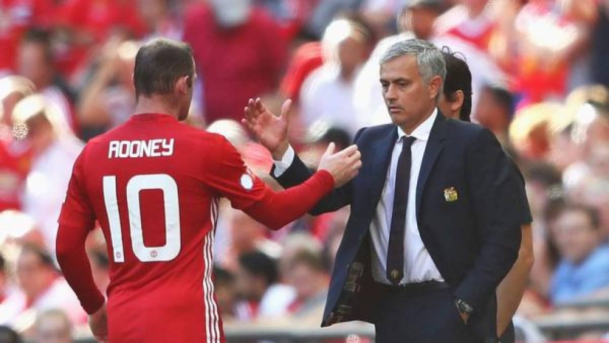 José Mourinho aconseja a Wayne Rooney dejar la Premier y jugar en la Superliga China