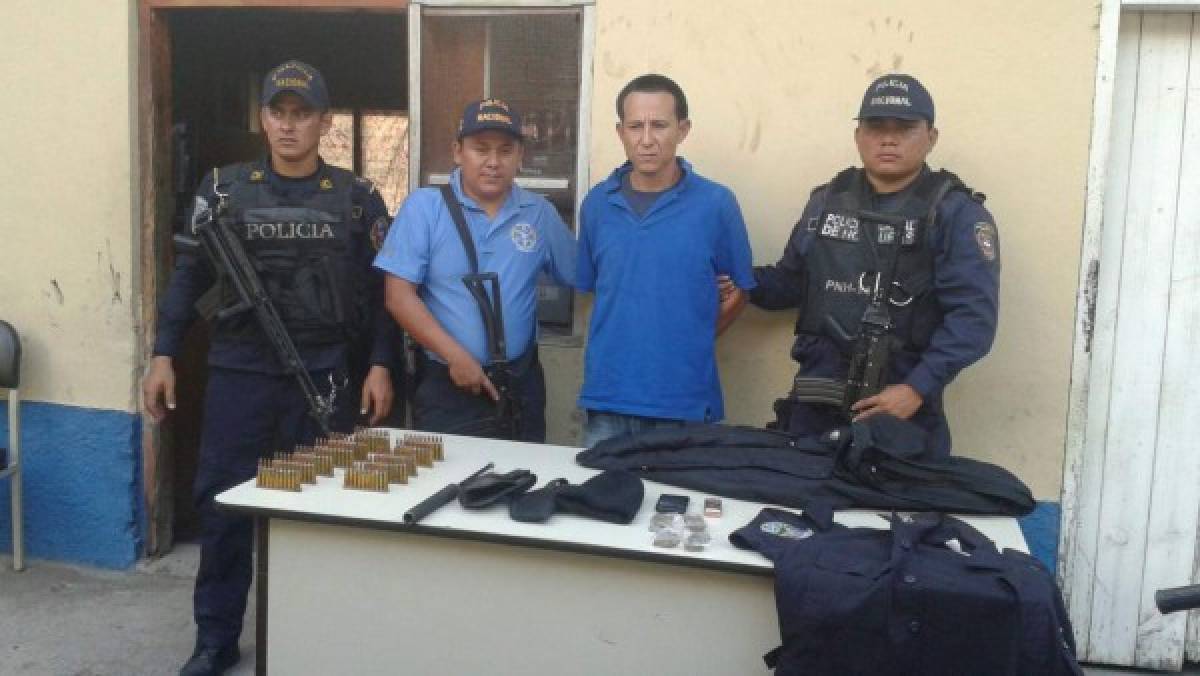 Capturan sujeto en posesión de drogas y armas  