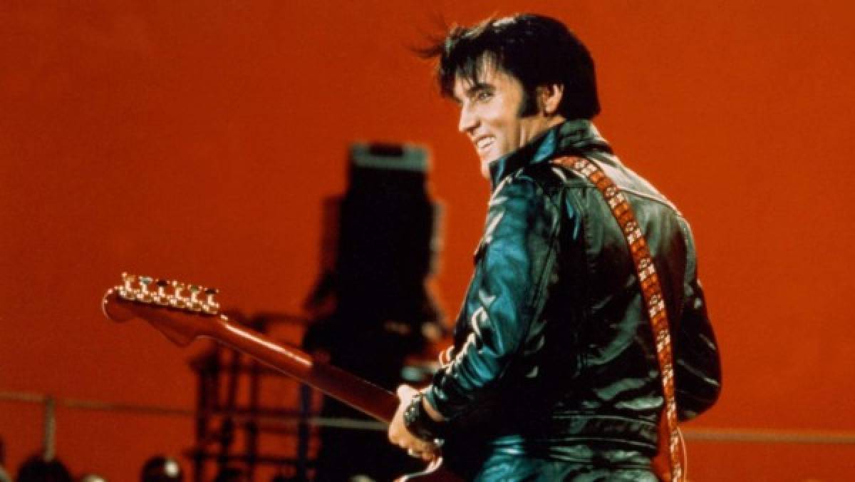 a cuatro décadas de su muerte, Elvis presley sigue siendo el Rey del rock n’ roll