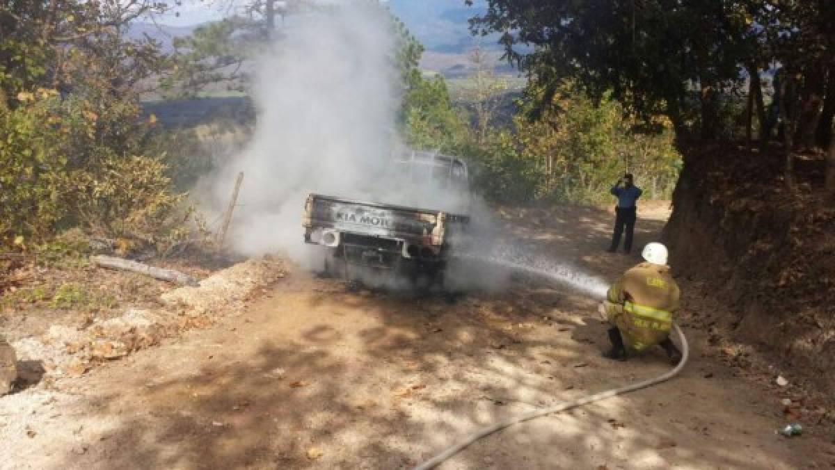 Honduras: Asaltan y queman camión repartidor de refrescos