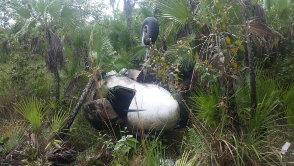 Detenidos dos hondureños tras hallazgo de narcoavioneta quemada en La Mosquitia