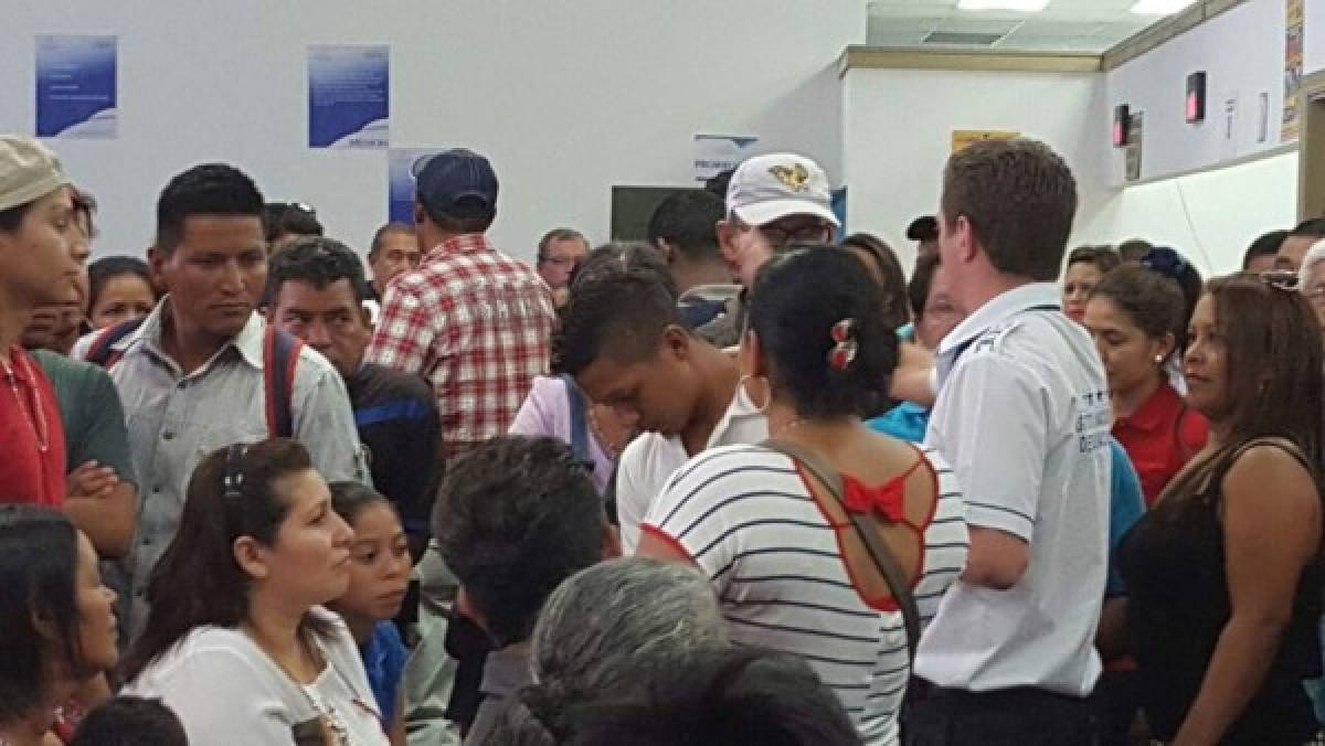 Suspenden emisión de pasaportes en Instituto Nacional de Migración