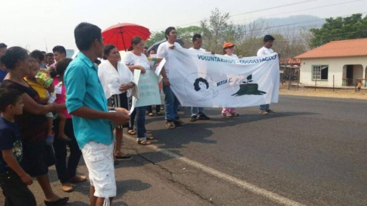 Comunidades protestan contra minería en Día Mundial de la Tierra