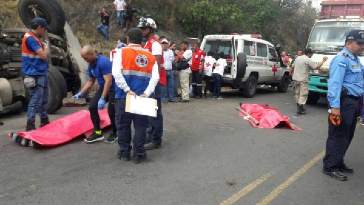 Gobierno contribuirá con ataúdes a familias de fallecidos en accidente en salida al sur de Honduras