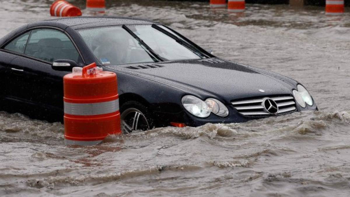 Texas recibirá más lluvias; hay amenazas de inundaciones