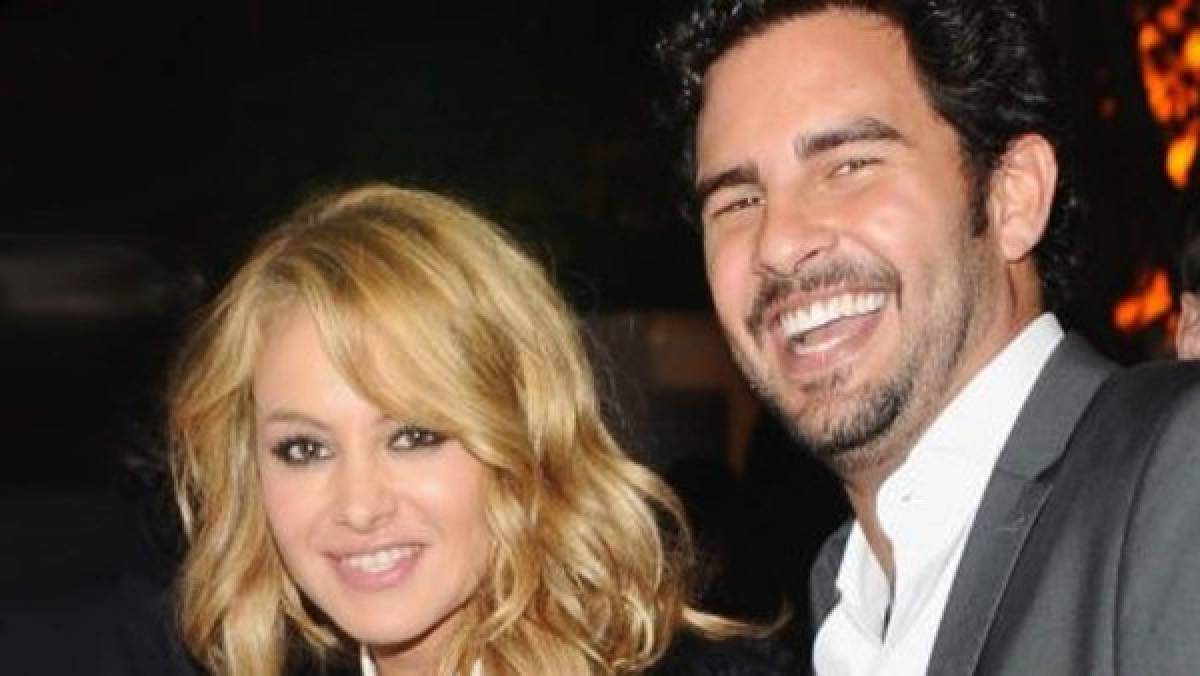 Paulina Rubio presenta a su segundo hijo por primera vez  