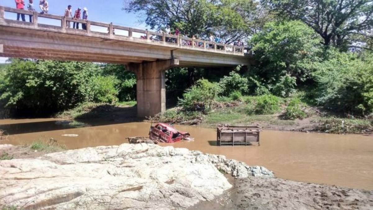 Honduras: Un muerto y dos heridos en accidente a la altura del puente Sampile