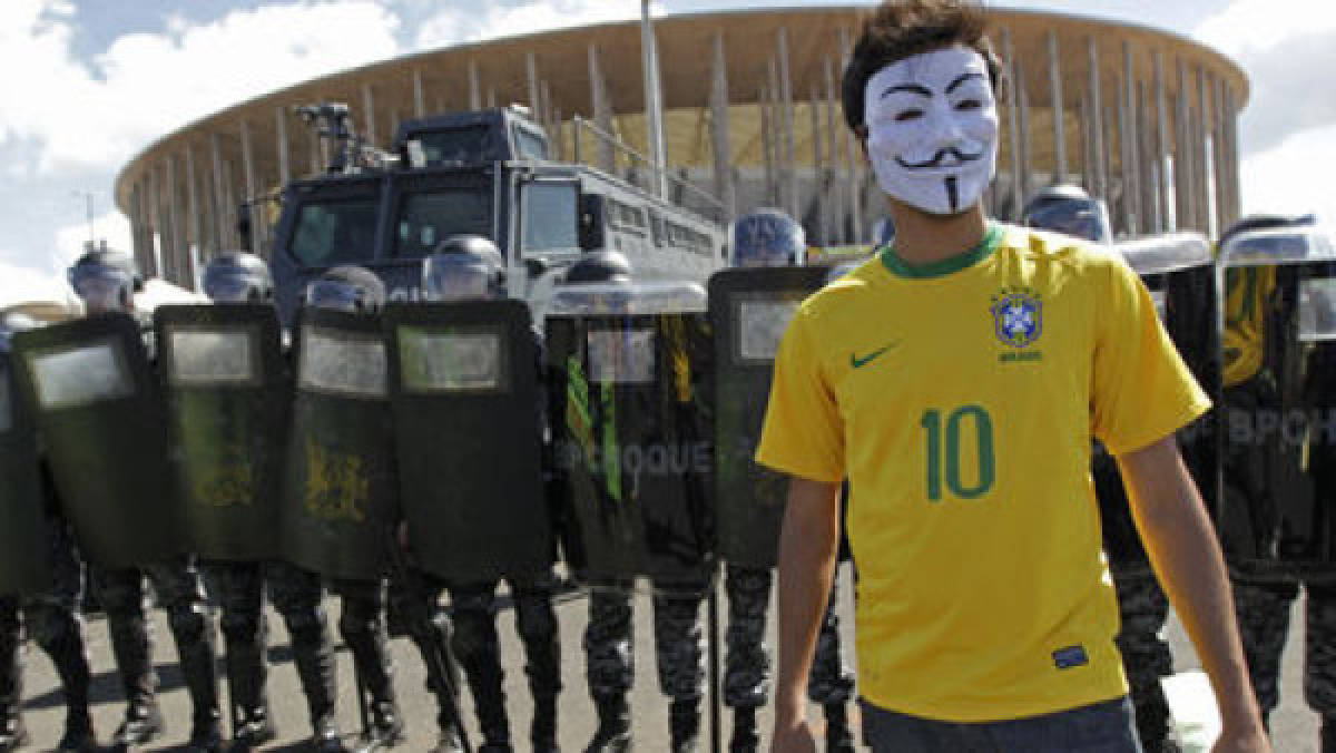 Rio de Janeiro exige identificación a encapuchados en protestas