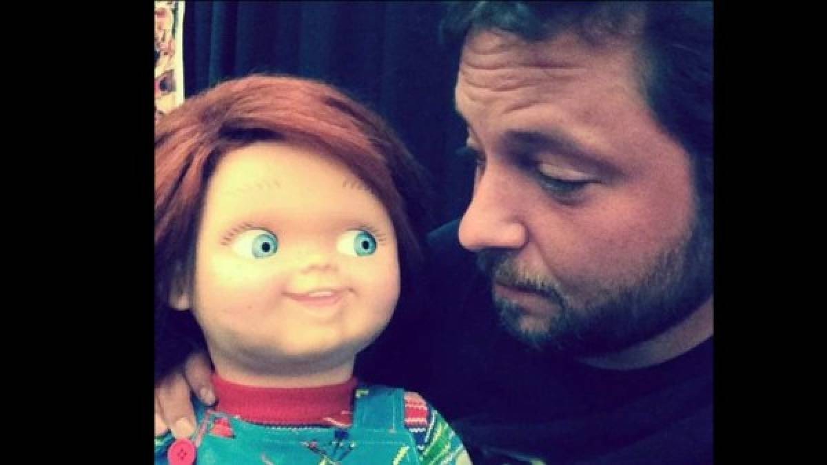 Así luce el protagonista de 'Chucky' ¡28 años después!