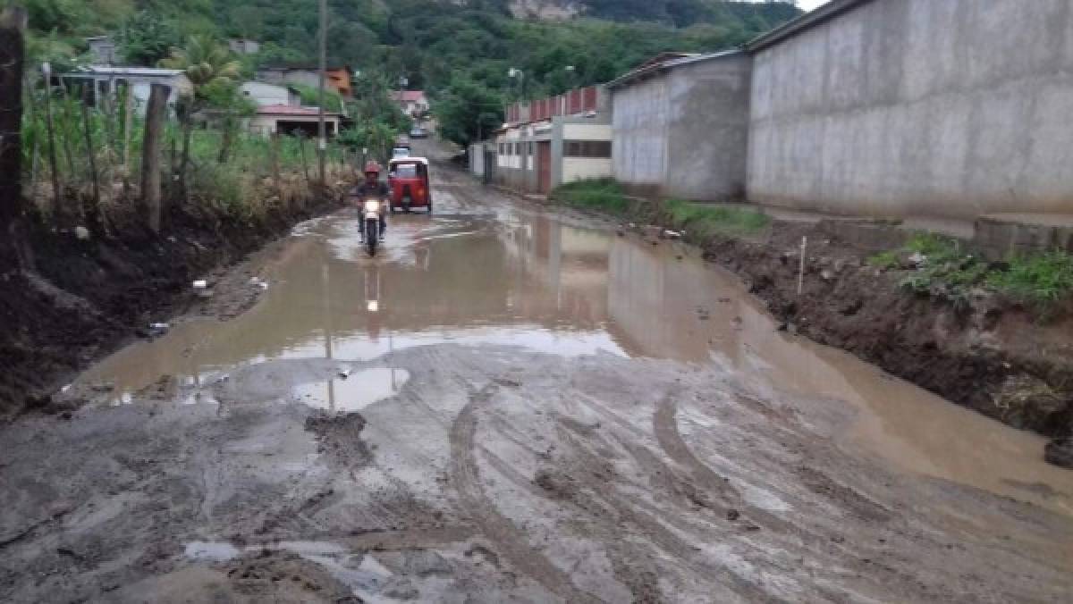 Alcaldía dispone de L 200 millones para mejorar calles de tierra