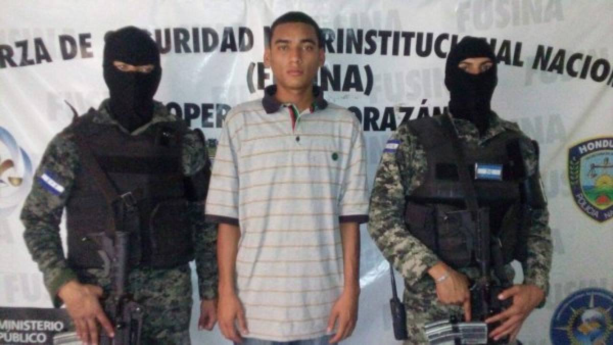 Presuntos pandilleros se enfrentan a balazos con policías en la Villa Unión