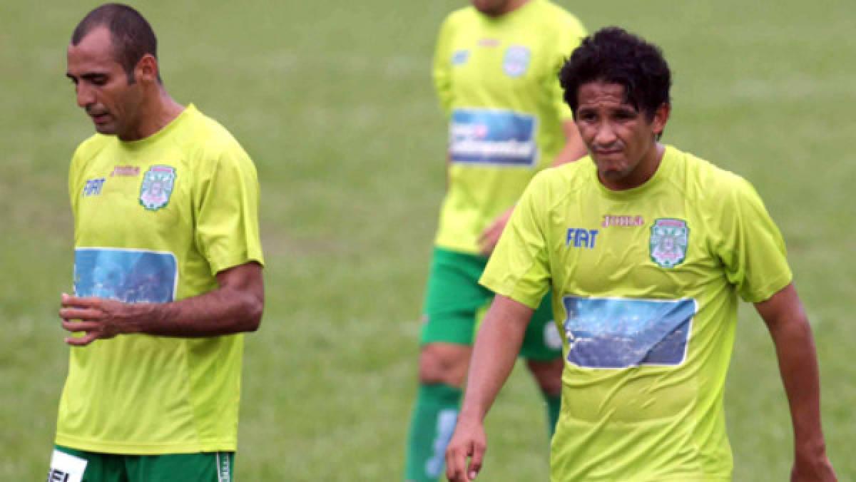 Mario “Pescado” Rodríguez se gradúa de la universidad luego de haber dejado el fútbol