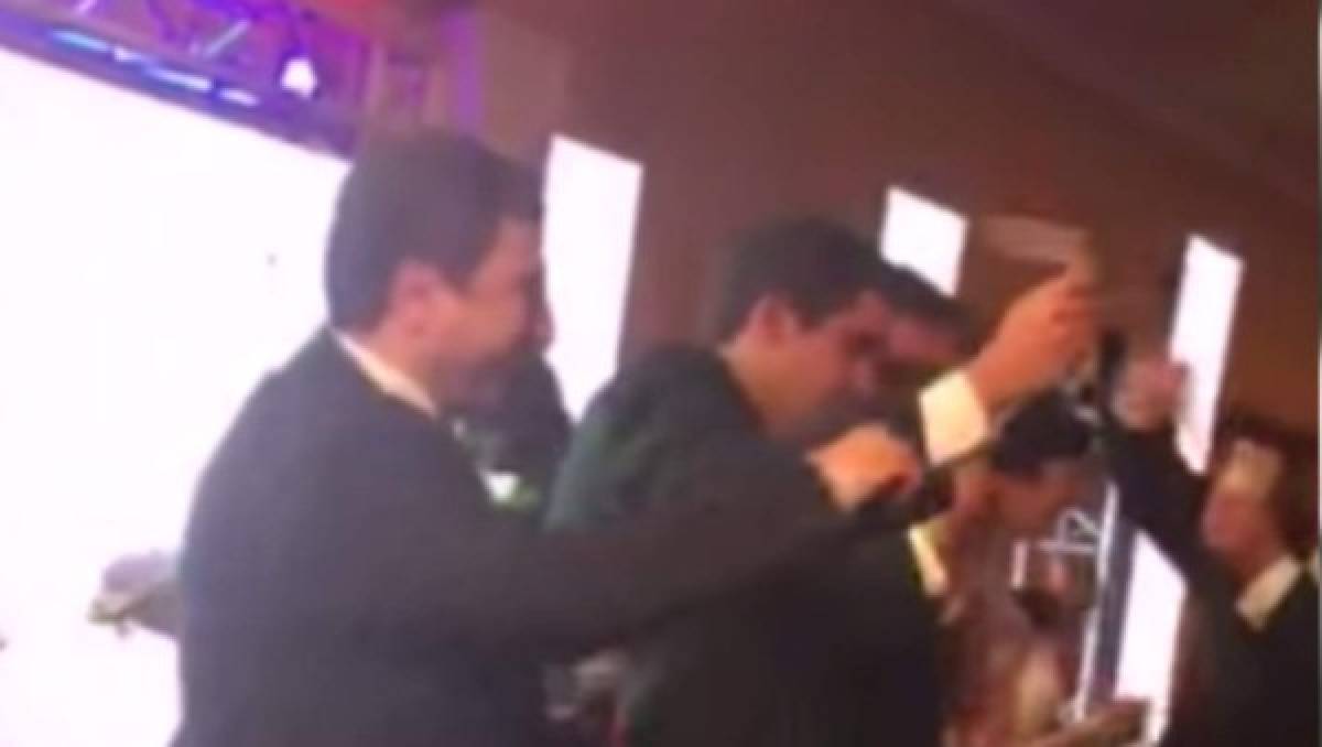 VIDEO Hijo de Nicolás Maduro es captado derrochando dinero Foto foto