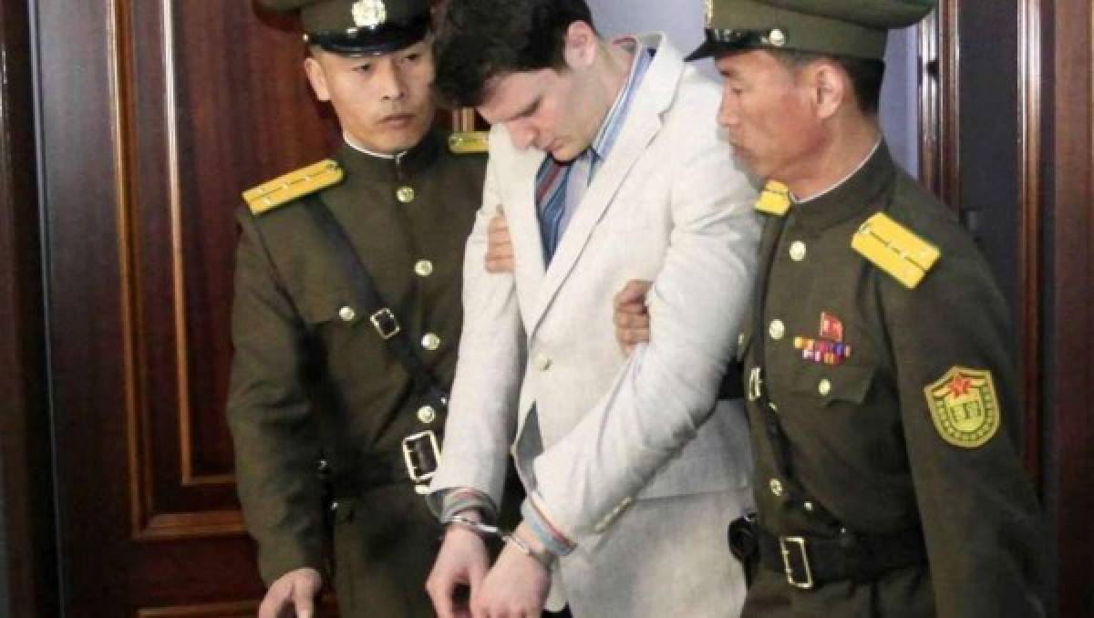 Liberan a estudiante estadounidense detenido en Corea del Norte