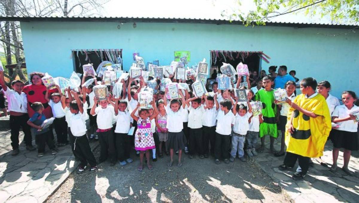 En El Matearal inicia jornada de solidaridad de 'La Maratón del Saber'