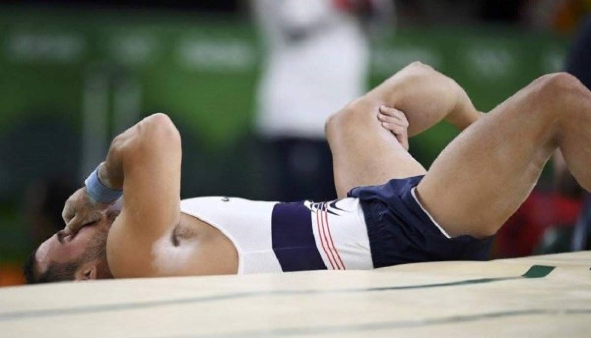 Gimnasta francés sufre grave lesión durante clasificación masculina en Juegos de Rio