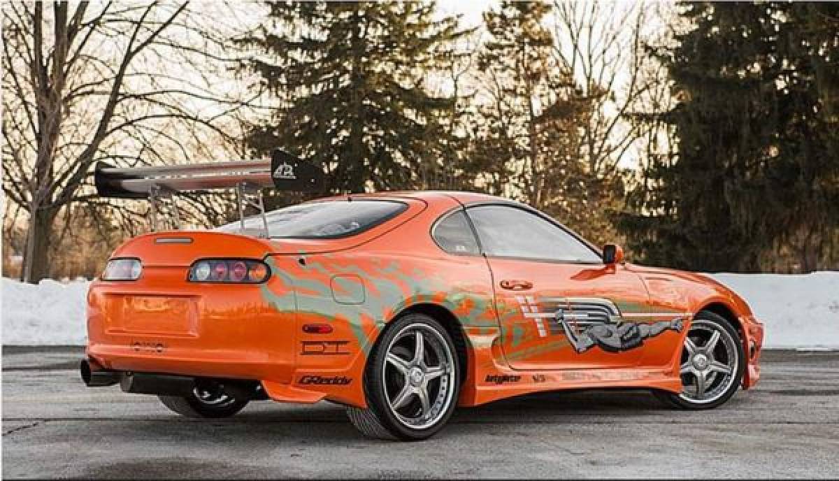 Subastan auto de Paul Walker